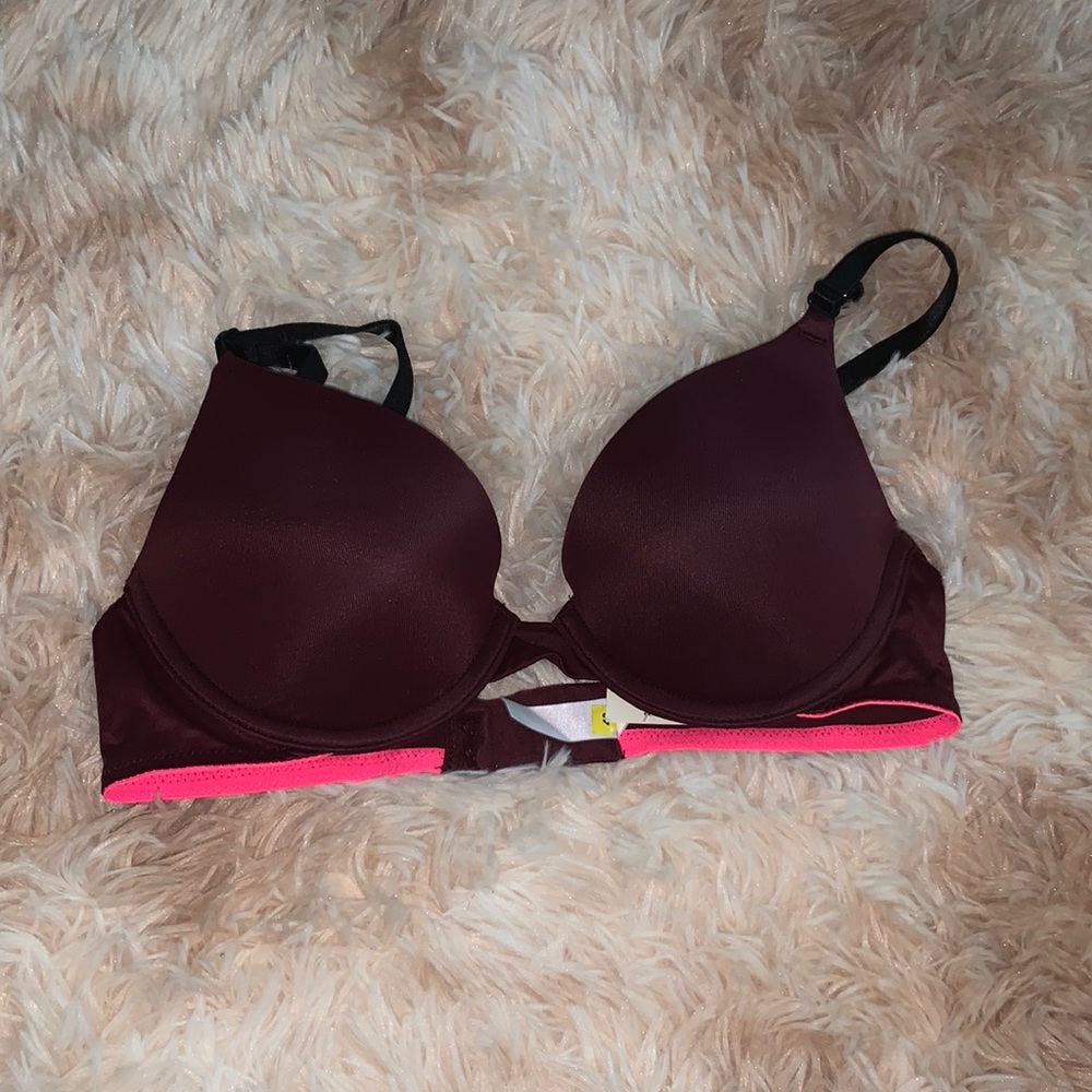 Victoria’s Secret PINK bra